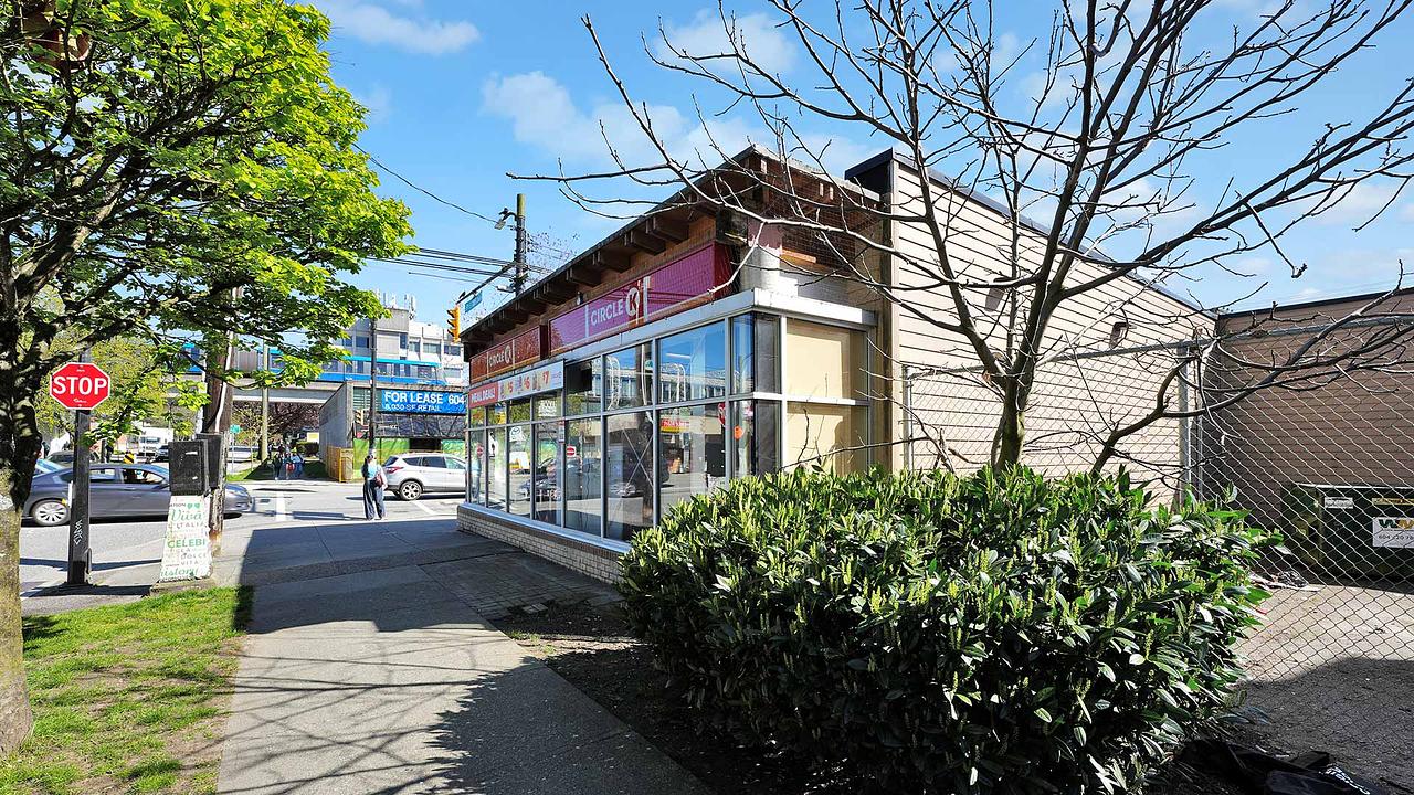 Circle K - 2601 Commercial Drive, Vancouver, BC