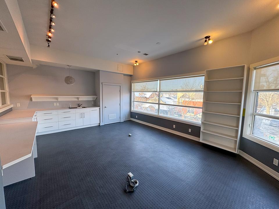 1125 Kensington Road Northwest, Calgary, AB