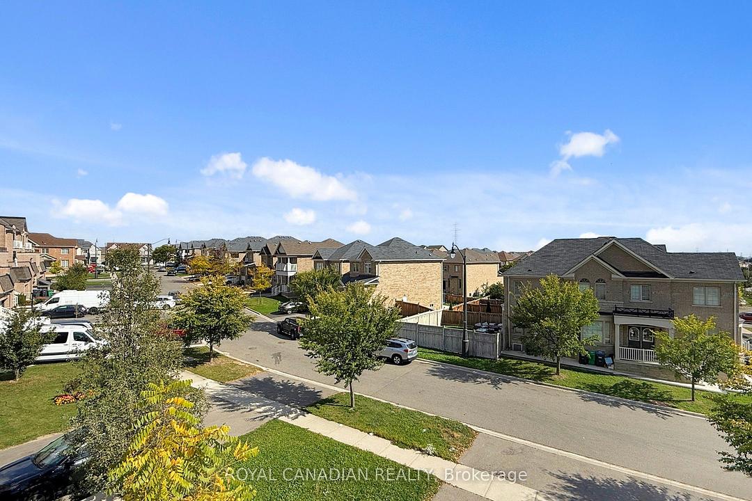 54 Chesterwood Crescent, Brampton, ON