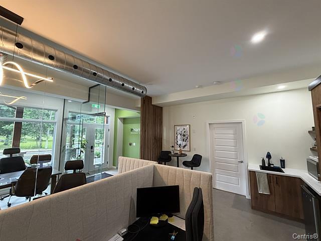 Local 101 - 187 Chemin Old Chelsea, Chelsea, QC