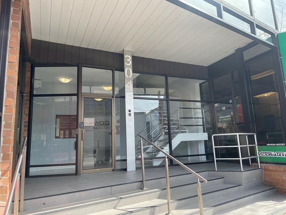 201 - 3045 Douglas Street, Victoria, BC