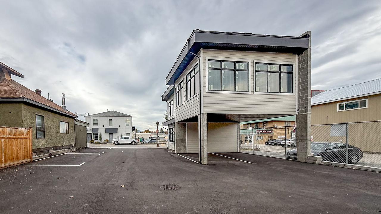 704 Cliff Avenue, Enderby, BC