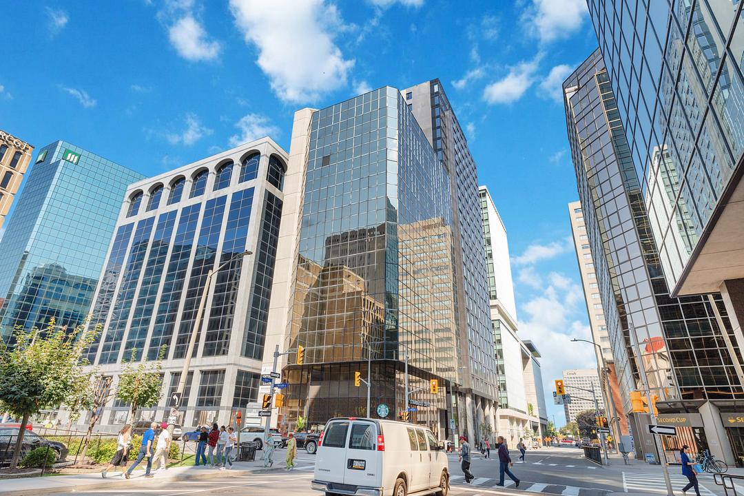 81 Metcalfe Street, Ottawa, ON