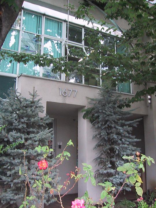 1677 West 2nd Avenue, Vancouver, BC