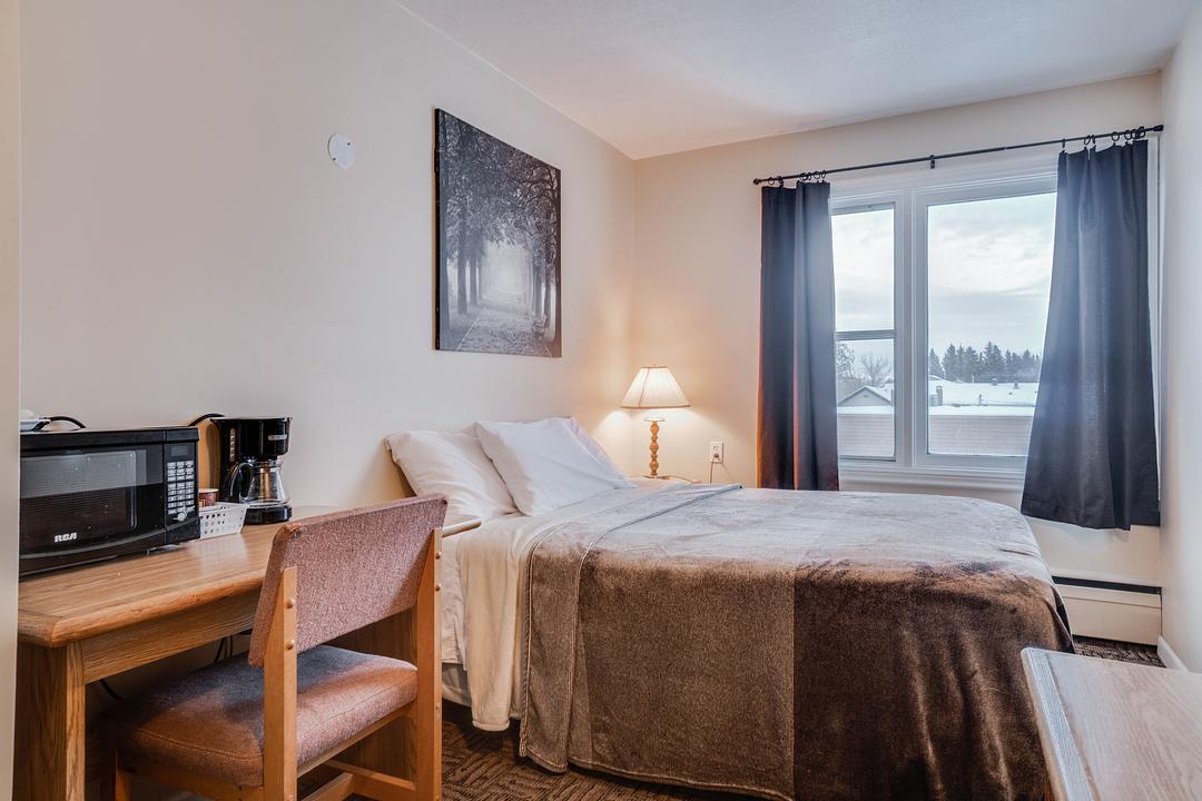 5114 50 Street, Evansburg, AB