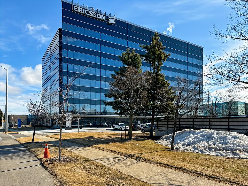2425 Matheson Boulevard East, Mississauga, ON