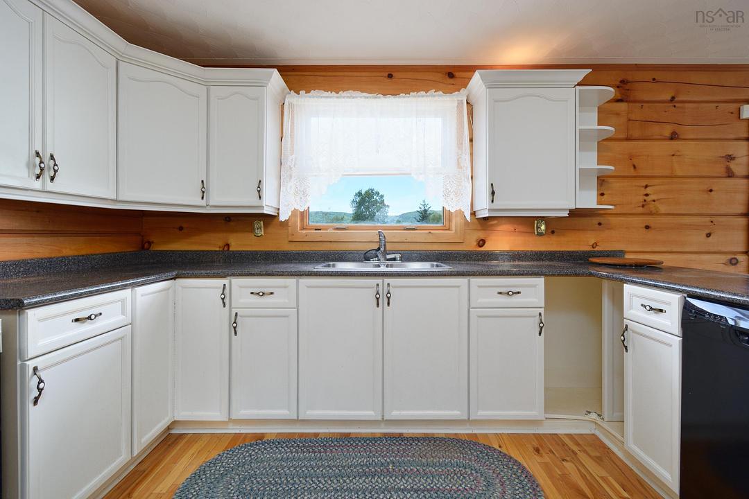 776 Nova Scotia 105, Boularderie East, NS