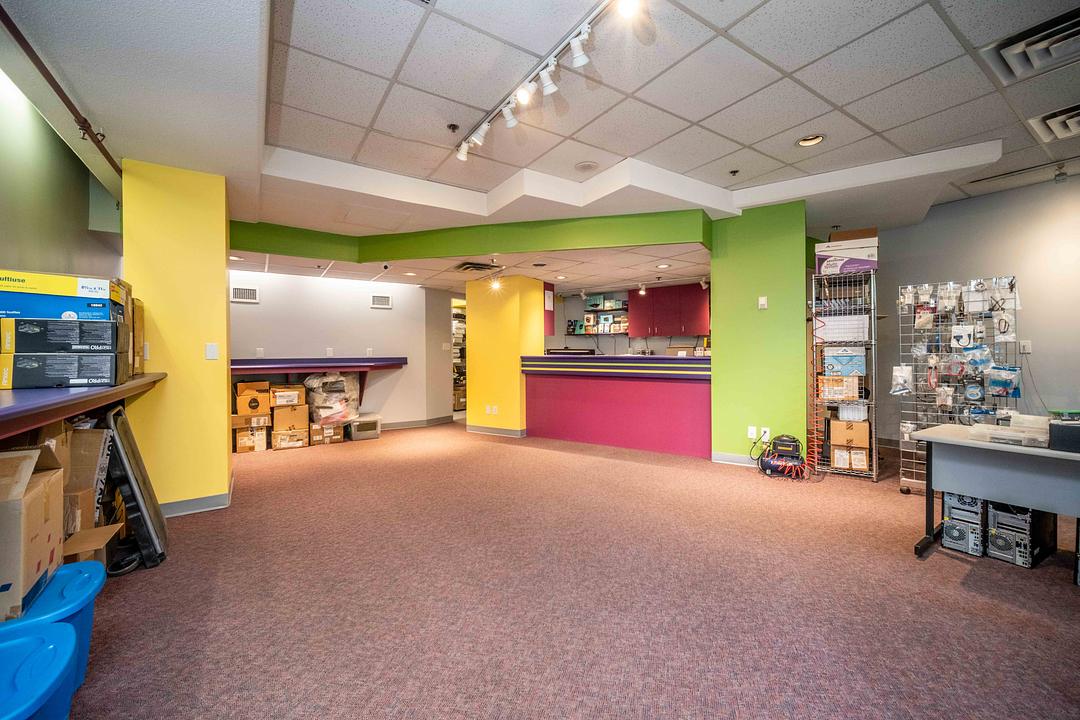 1 - 1179 Pacific Blvd, Vancouver, BC