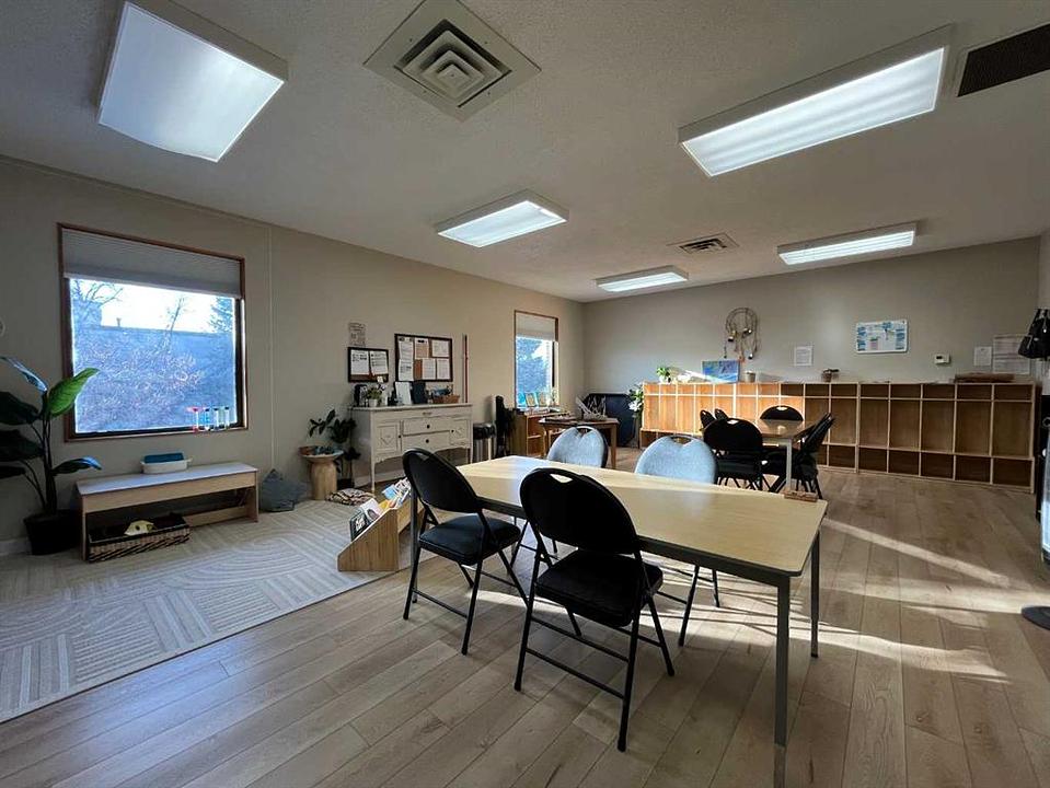 101 6 Street Southeast, Medicine Hat, AB