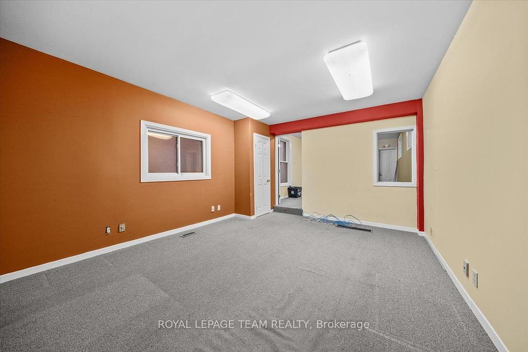 17 Arlington Avenue, Ottawa, ON