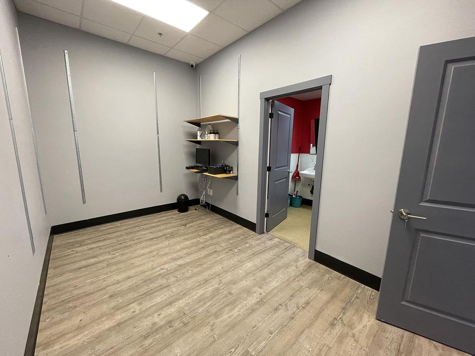 410 - 3020 22 Street, Red Deer, AB