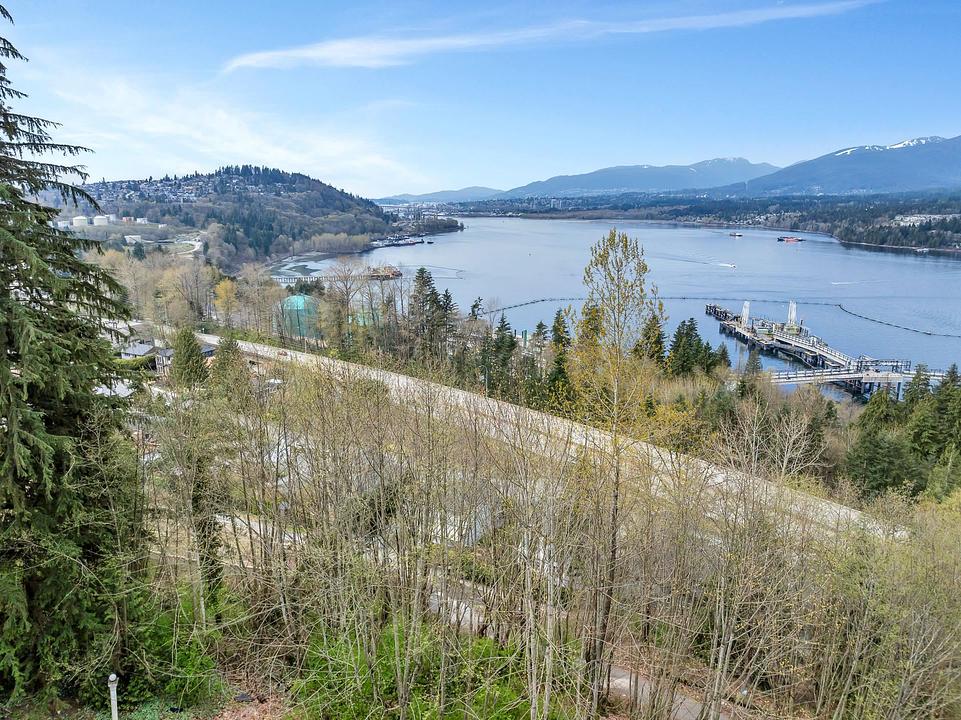 7235 - 7356 Bayview Drive, Burnaby, BC