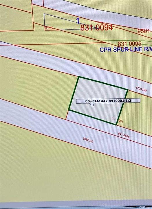 206 Railway Street, Lundbreck, AB