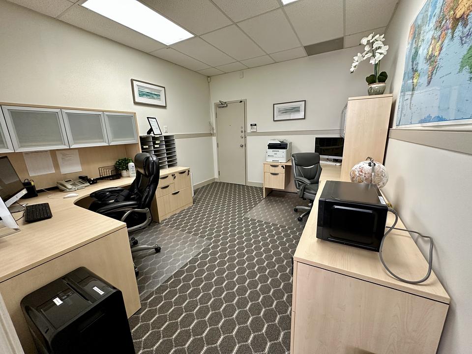 101 - 1093 West Broadway, Vancouver, BC