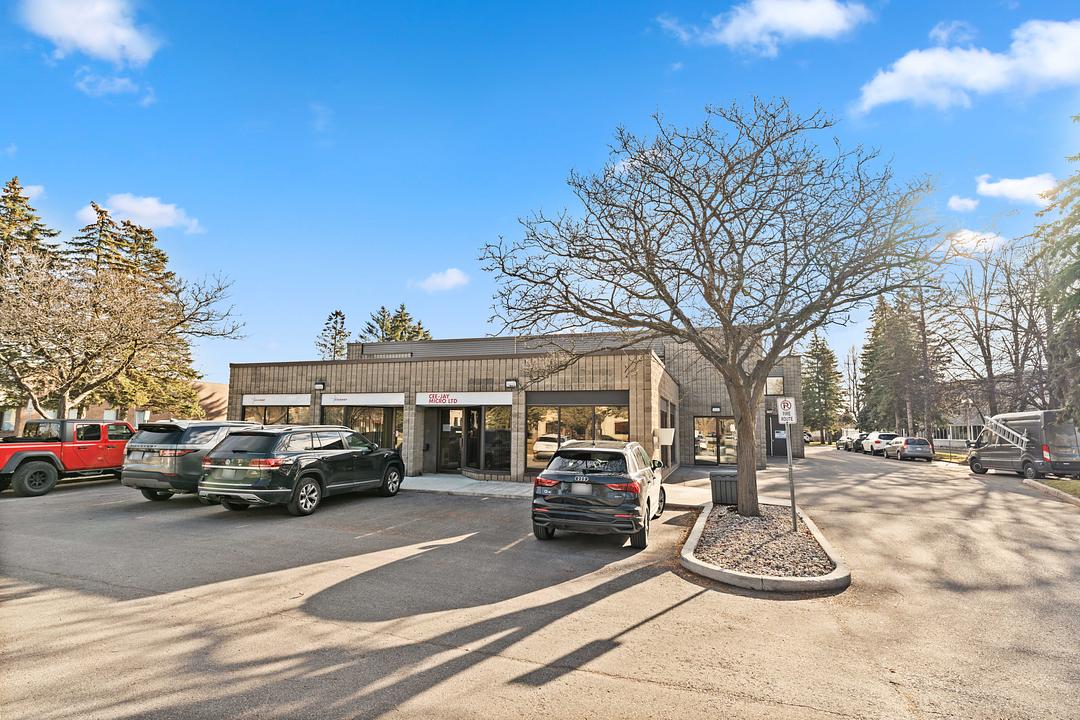 155 Terence Matthews Crescent, Ottawa, ON