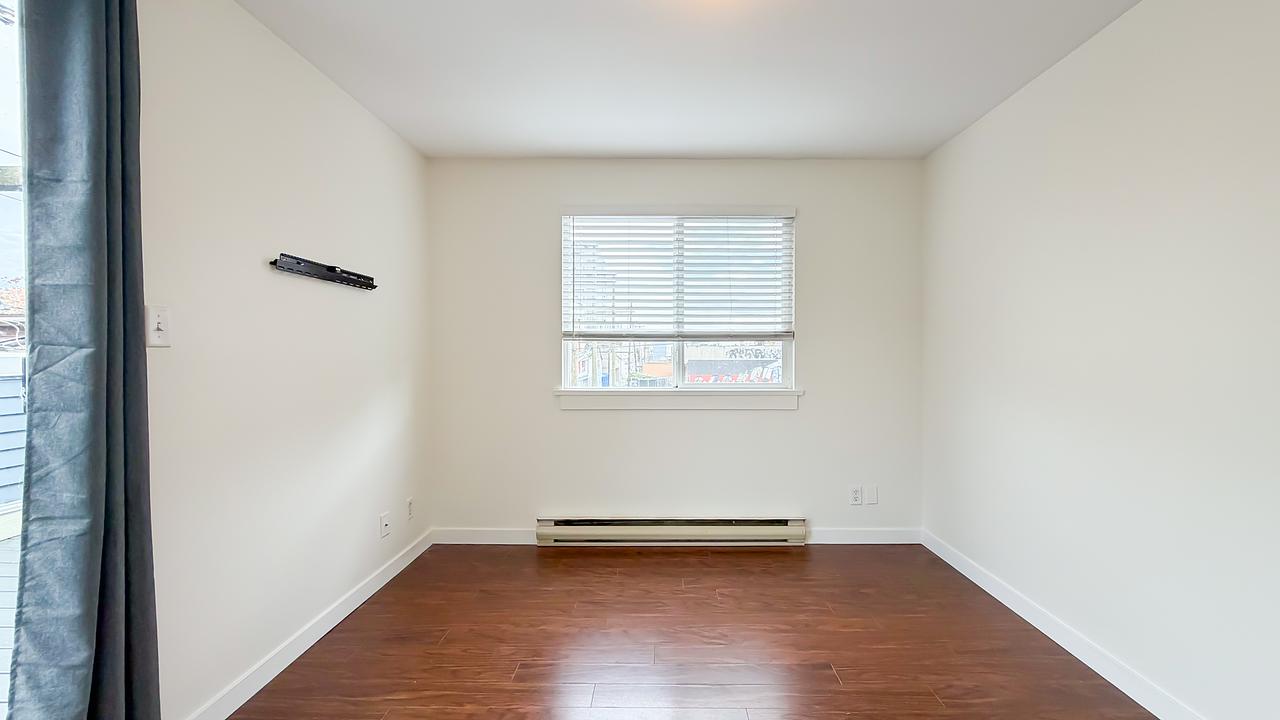 477 Powell St, Vancouver, BC
