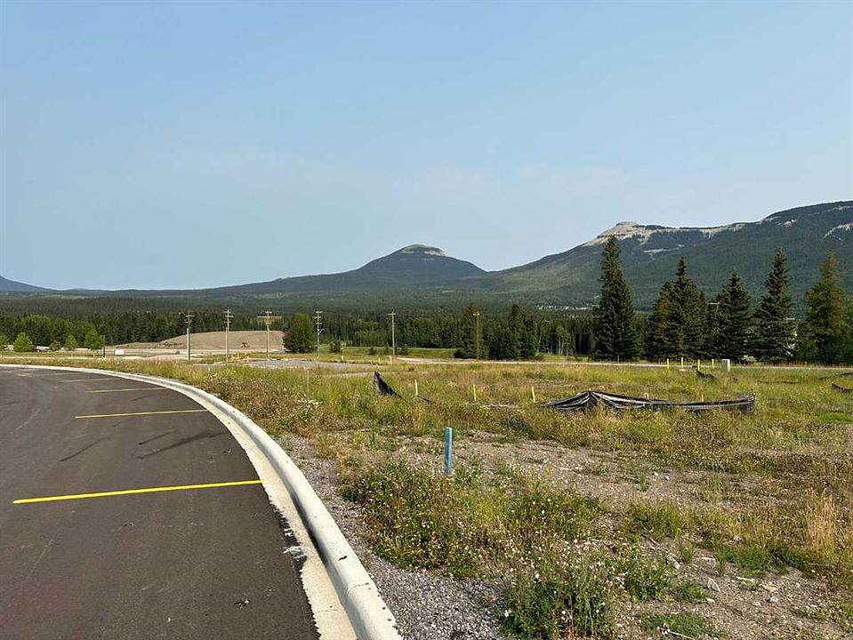 128 Centre Street, Nordegg, AB