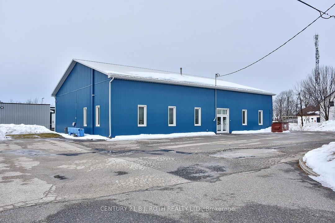 240 9th Avenue East, Owen Sound, ON