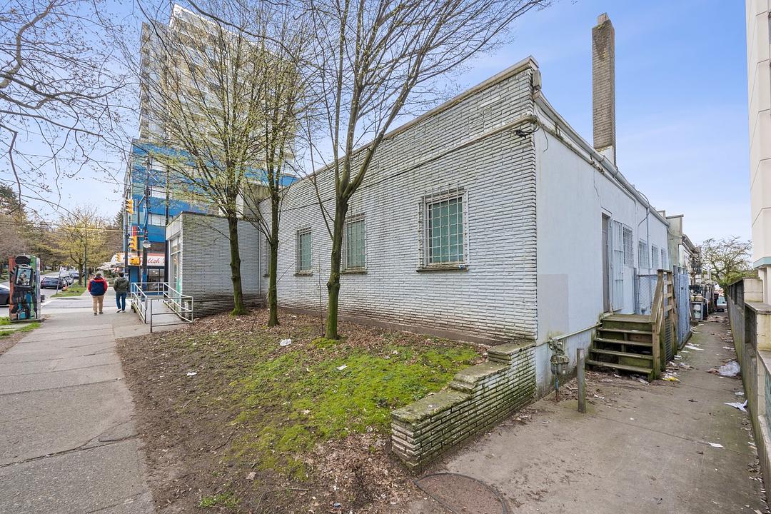 1175 Denman Street, Vancouver, BC