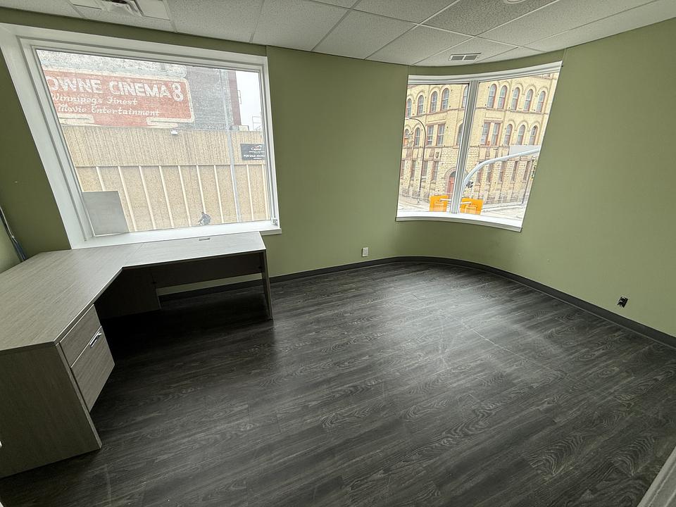 388 Donald St, Winnipeg, MB