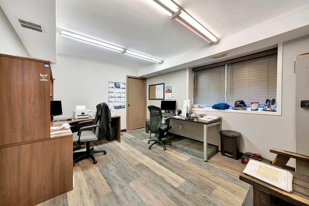 3 Production Avenue, Blackfoot, AB