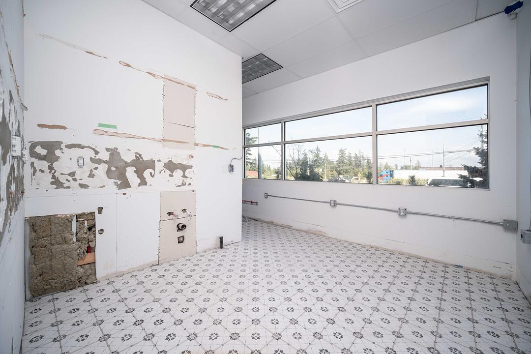 101 - 358 175A Street, Surrey, BC