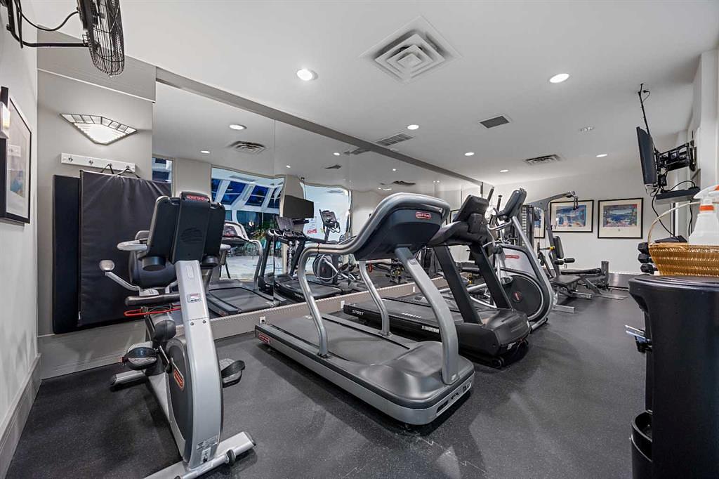 204 - 4603 Varsity Drive Northwest, Calgary, AB