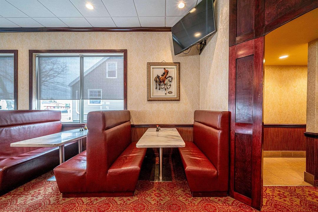 8986 Commercial Street, New Minas, NS