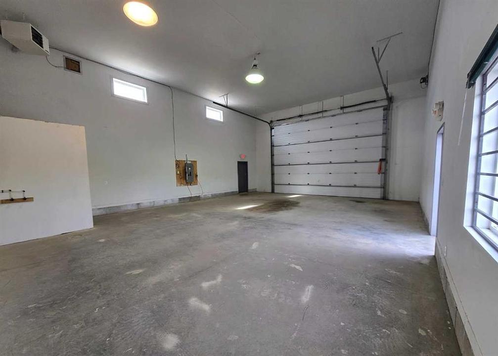 111 - 5 Bayside Place, Strathmore, AB