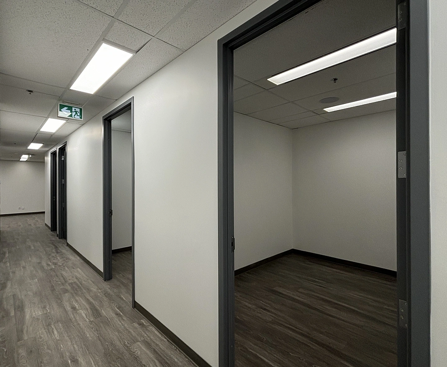509 - 330 Bay Street, Toronto, ON