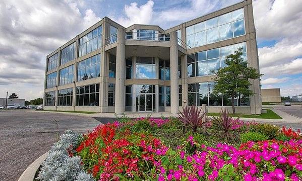 2355 Skymark Avenue, Mississauga, ON