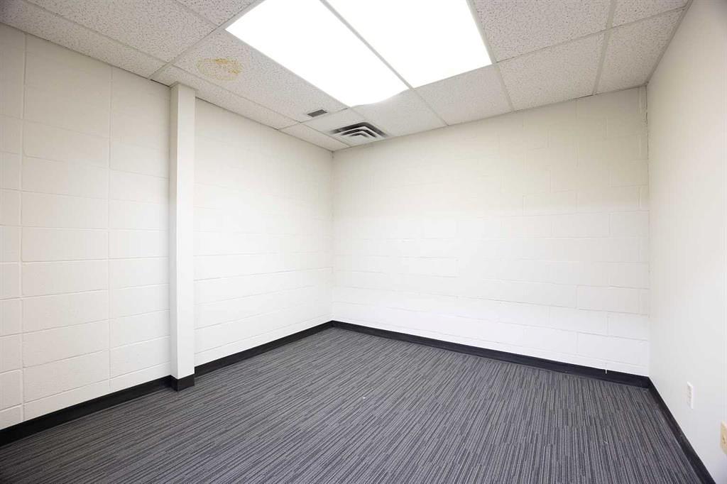 208 - 9401 Franklin Avenue, Fort McMurray, AB