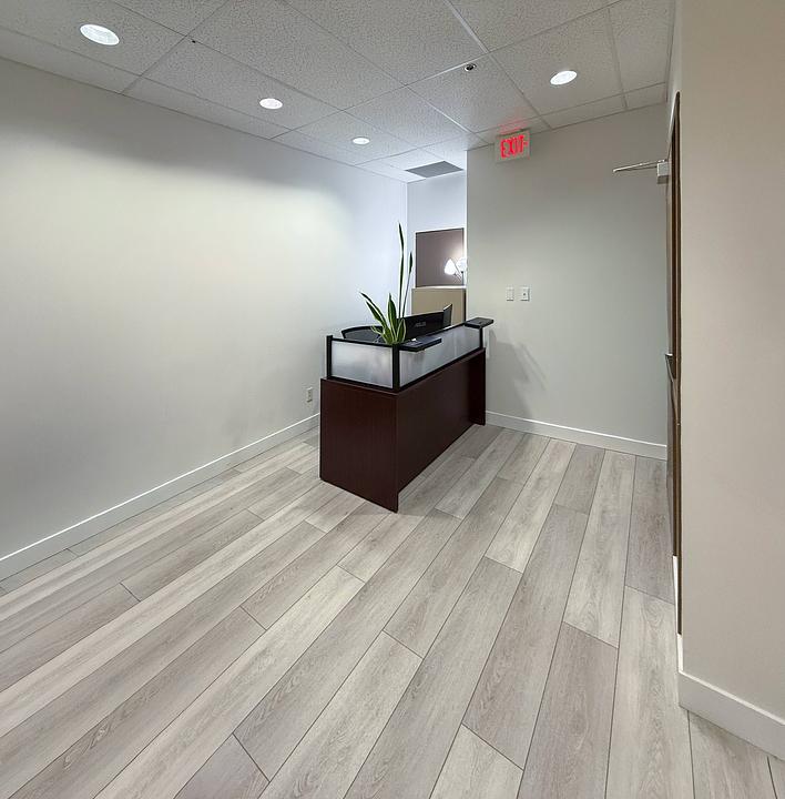 202 - 4555 Kingsway, Burnaby, BC