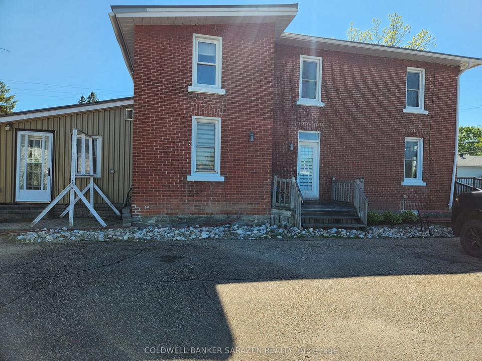 194 Daniel Street South, Arnprior, ON