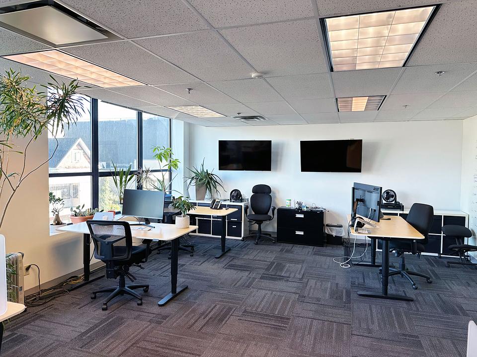 201-207 - 128 West 6th Avenue, Vancouver, BC