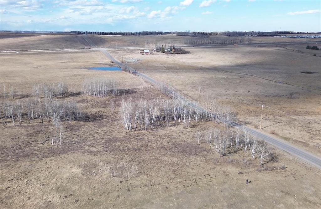 128 Street West, Foothills, AB