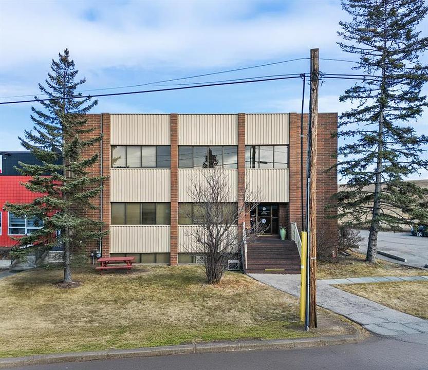 76 Skyline Crescent Northeast, Calgary, AB