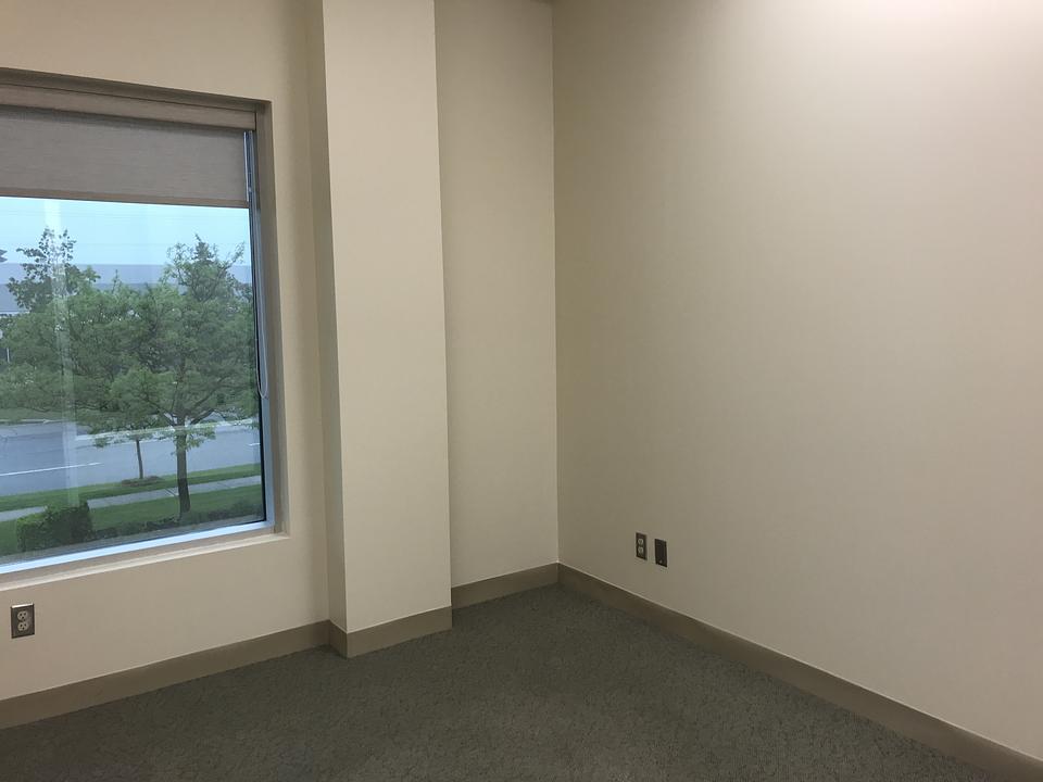 2b - 7075 Edwards Blvd, Mississauga, ON