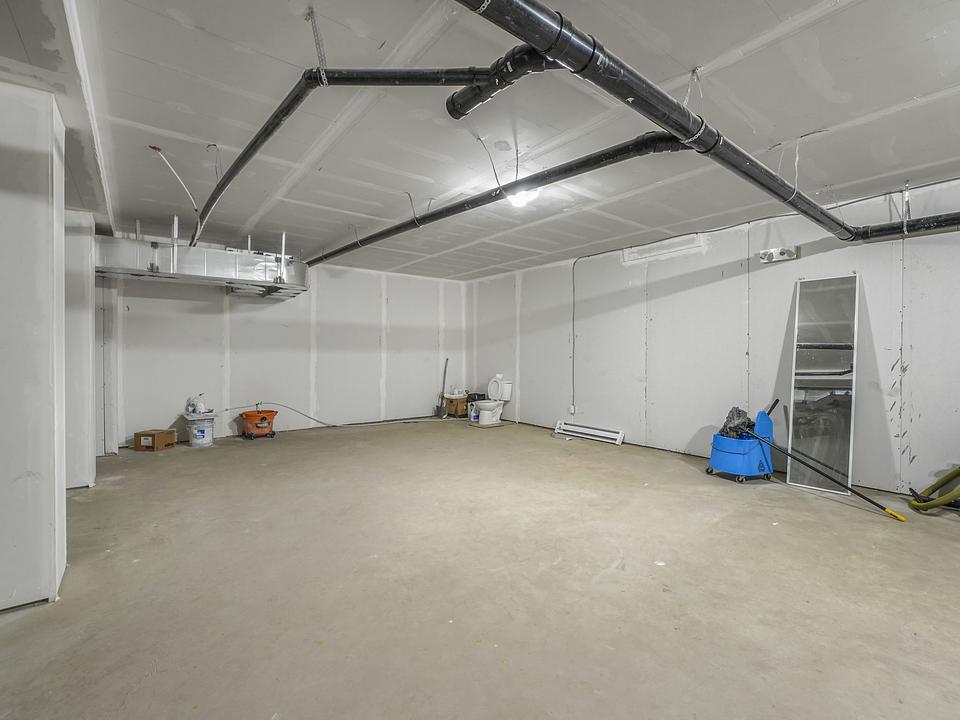 12904 116 Street Northwest, Edmonton, AB