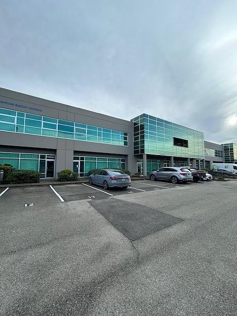 235 - 21320 Gordon Way, Richmond, BC