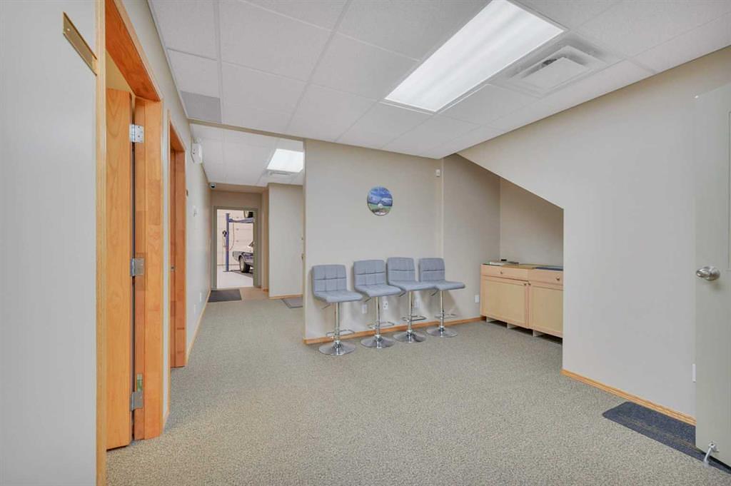 7 - 7471 Edgar Industrial Bend, Red Deer, AB