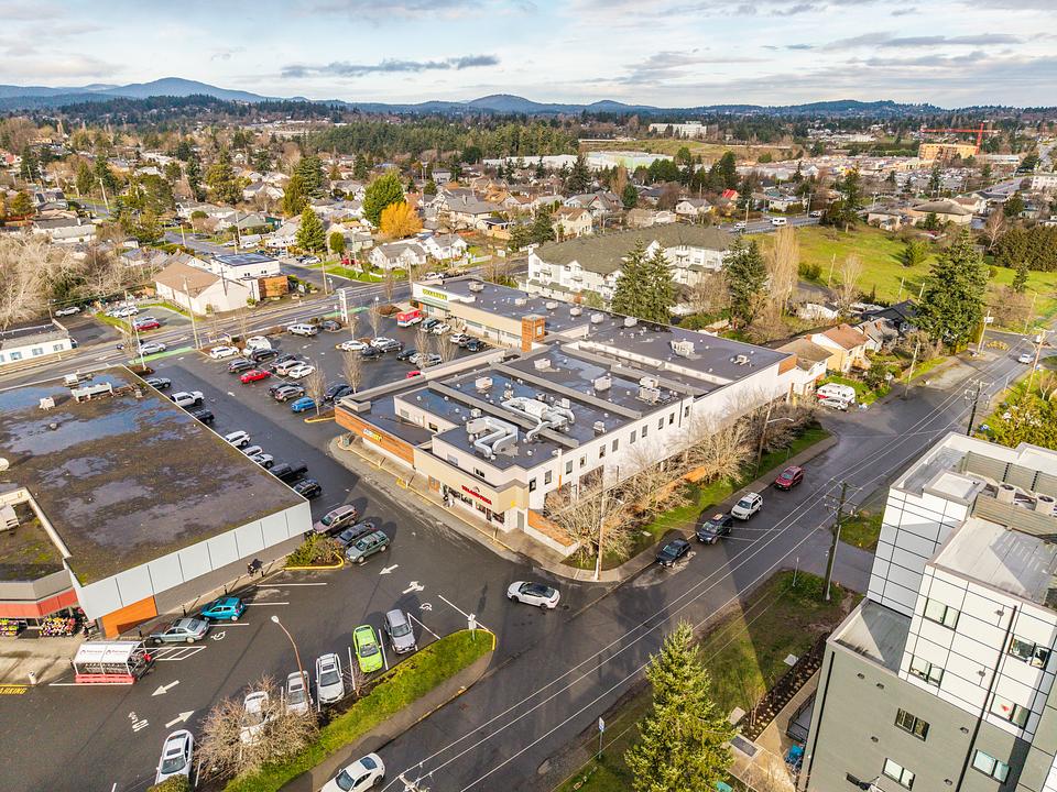 2929 Tillicum Road, Victoria, BC