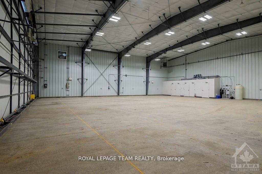 15 Huisson Road, Ottawa, ON