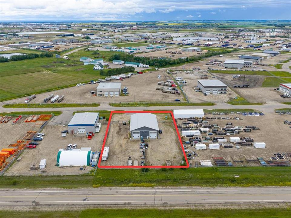9326 81 Avenue, Clairmont, AB