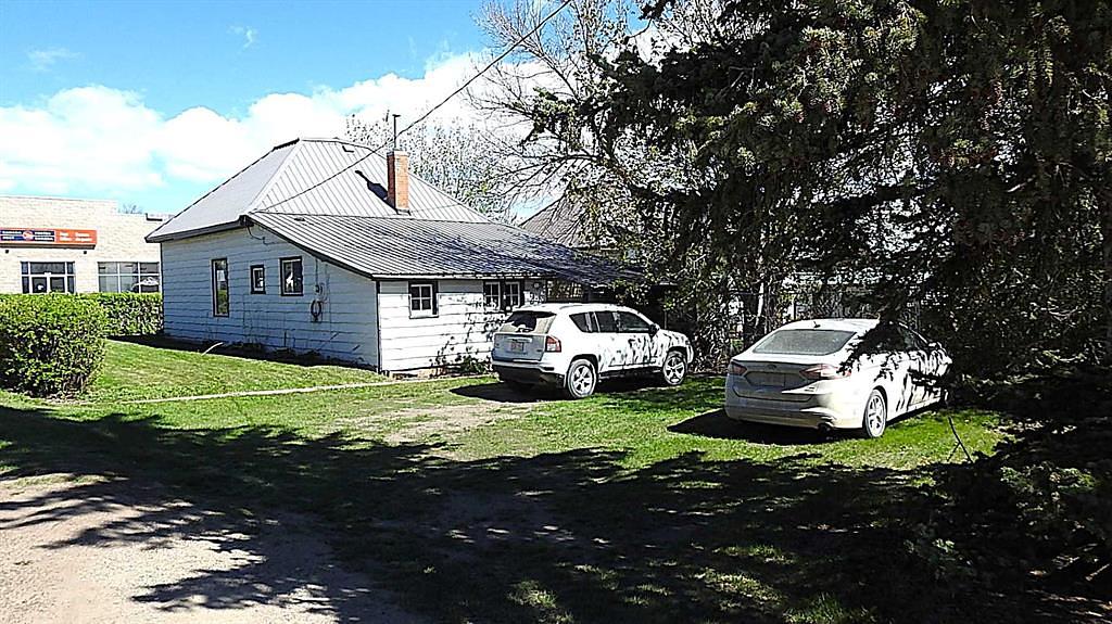 2219 20 Street, Nanton, AB