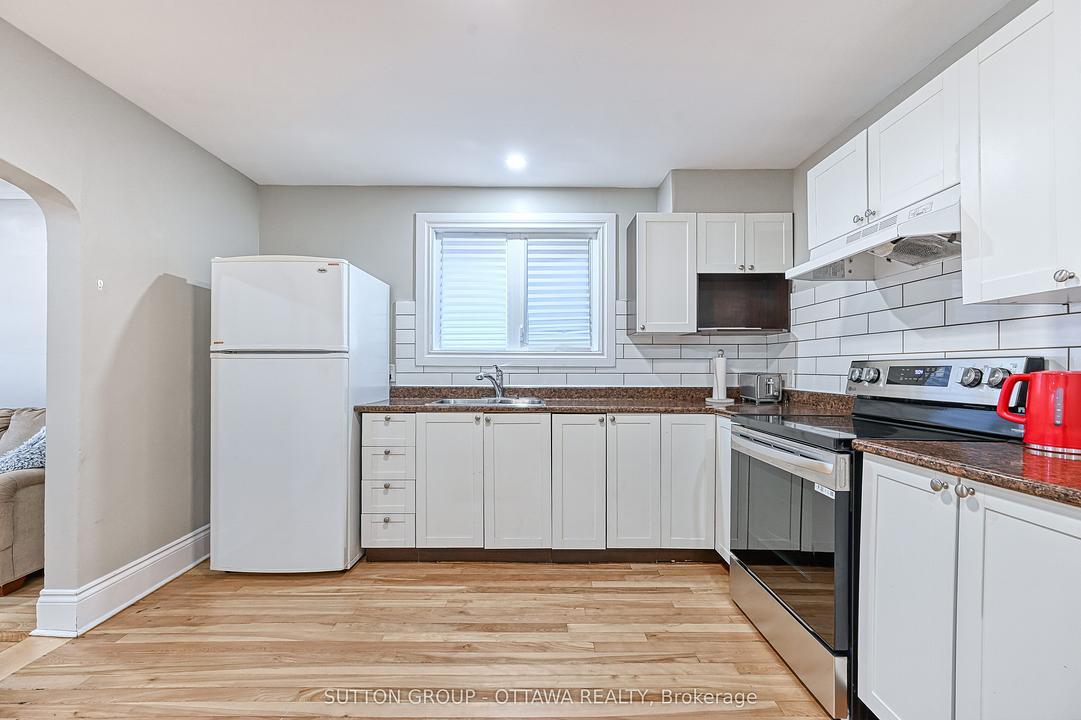 156 Dagmar Avenue, Ottawa, ON