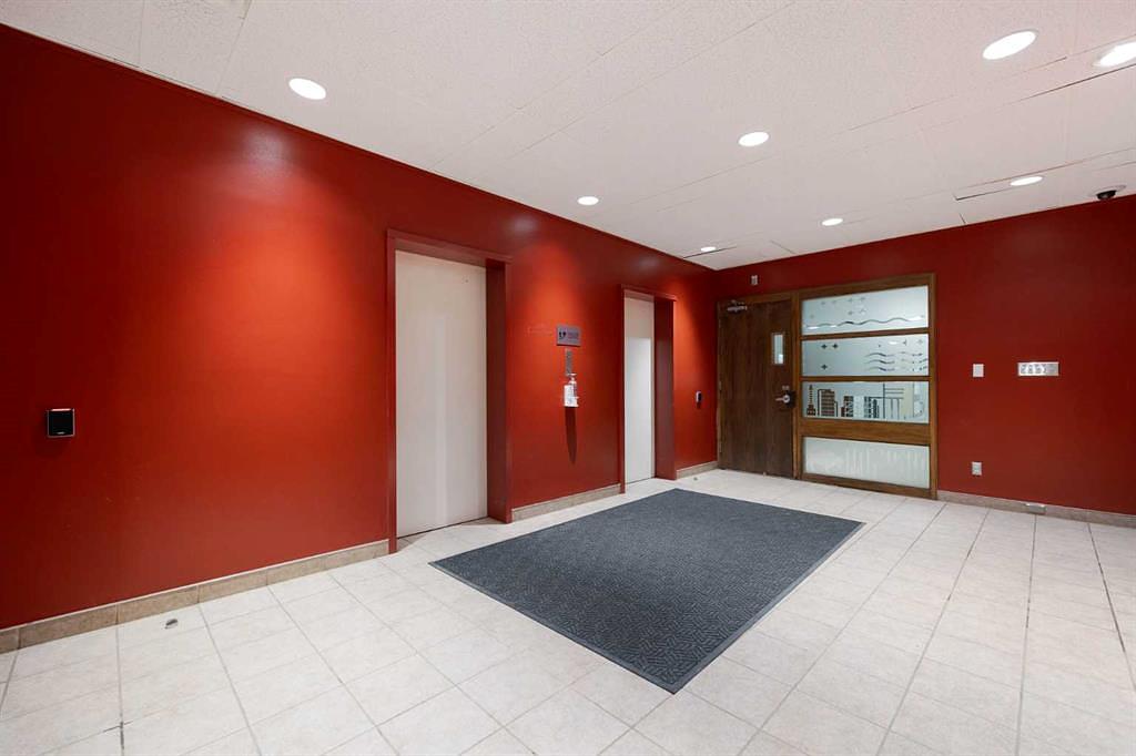 200 - 9816 Hardin Street, Fort McMurray, AB