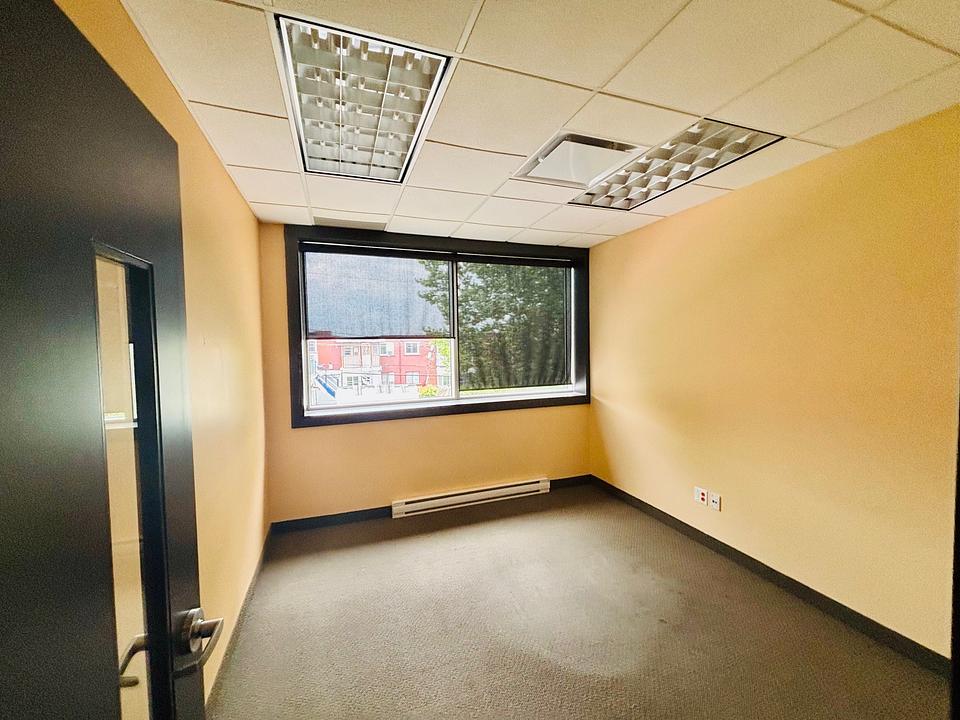 202 - 8129 Boulevard St-Michel, Montreal, QC