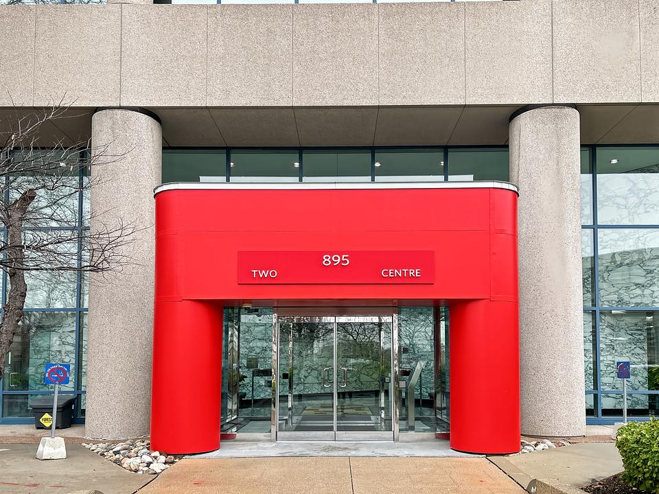 900 - 895 Don Mills Road, Toronto, ON