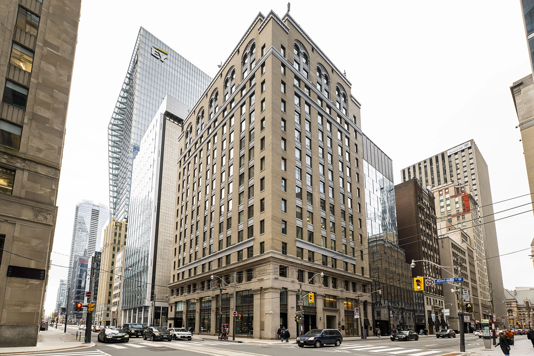 700 - 330 Bay Street, Toronto, ON